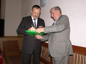Вячеслав Гришин и Анатолий Печерица (слева направо)